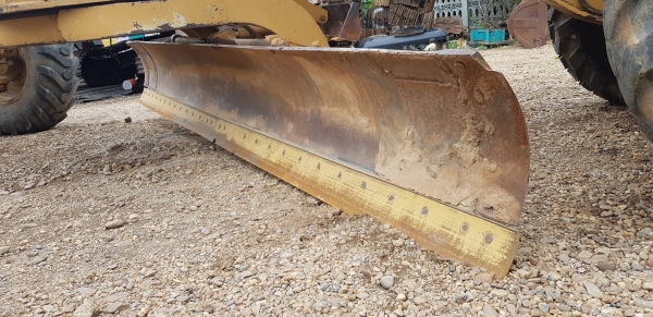 CATERPILLAR 140G (ท่าม่วงแทรกเตอร์ 086-5003800) CATERPILLAR 140G (ท่าม่วงแทรกเตอร์ 086-5003800)