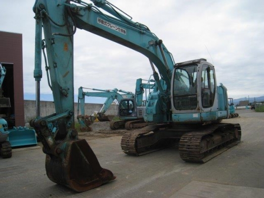 ขายรถขุด KOBELCO SK200SR มีลายหัวกระแทก รถนอกนำเข้าเองจากญี่ปุ่น สภาพสวยพร้อมใช้ ถึงเร็วๆนี้ครับ