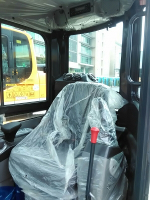 รถขุดขนาดเล็ก(รถใหม่) รถขุดขนาดเล็ก(รถใหม่)