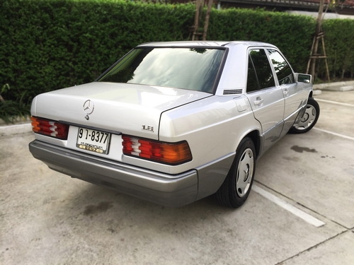 Benz 190E ปี93 สีเทา ออโต้ สวยจัด สีเต็ม เครื่องแน่น ช่วงล่างนุ่ม ราคามอไซค์