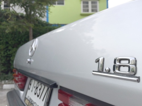 Benz 190E ปี93 สีเทา ออโต้ สวยจัด สีเต็ม เครื่องแน่น ช่วงล่างนุ่ม ราคามอไซค์