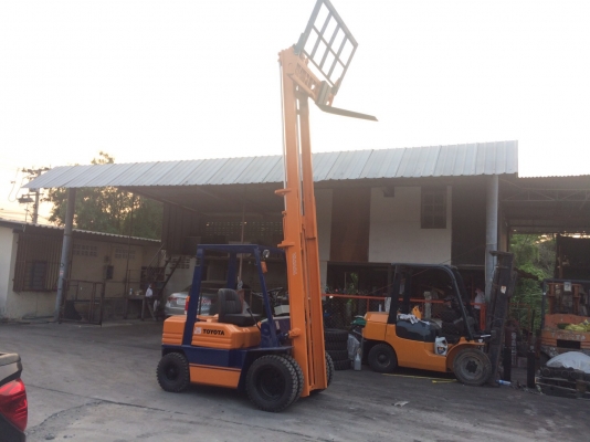 ขาย โตโยต้า รุ่น 5 ดีเซล 2.5 ตัน