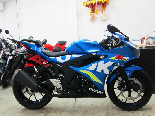 (โอนฟรี) ขาย Suzuki GSX-R 150 ไมล์ 1385 กม ปี 2017 ตัวใหม่ล่าสุด เครื่อง 150 CC (โอนฟรี) ขาย Suzuki GSX-R 150 ไมล์ 1385 กม ปี 2017 ตัวใหม่ล่าสุด เครื่อง 150 CC