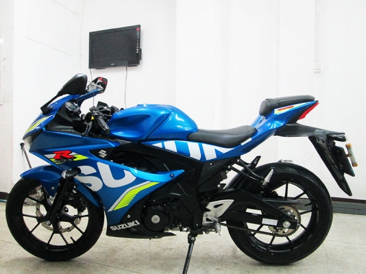 (โอนฟรี) ขาย Suzuki GSX-R 150 ไมล์ 1385 กม ปี 2017 ตัวใหม่ล่าสุด เครื่อง 150 CC (โอนฟรี) ขาย Suzuki GSX-R 150 ไมล์ 1385 กม ปี 2017 ตัวใหม่ล่าสุด เครื่อง 150 CC