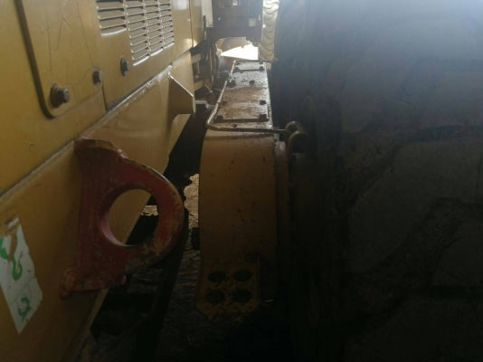 รถเกรด CAT 140 H.เอกสารเล่มทะเบียนราคา 3,100.000 กทม. รถเกรด CAT 140 H.เอกสารเล่มทะเบียนราคา 3,100.000 กทม.