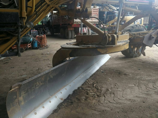 รถเกรด CAT 140 H.เอกสารเล่มทะเบียนราคา 3,100.000 กทม. รถเกรด CAT 140 H.เอกสารเล่มทะเบียนราคา 3,100.000 กทม.