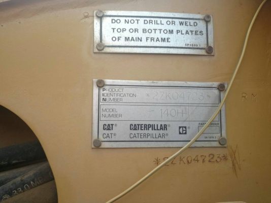 รถเกรด CAT 140 H.เอกสารเล่มทะเบียนราคา 3,100.000 กทม. รถเกรด CAT 140 H.เอกสารเล่มทะเบียนราคา 3,100.000 กทม.