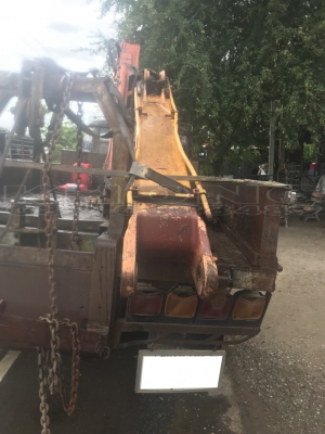 ขายด่วน บูม Komatsu 120-3สภาพสวย ขาย 35000 บาท ขายด่วน บูม Komatsu 120-3สภาพสวย ขาย 35000 บาท