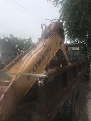 ขายด่วน บูม Komatsu 120-3สภาพสวย ขาย 35000 บาท