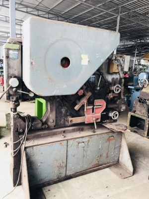 ขายเครื่องตัดเจาะอเนกประสงค์50ตันเยอรมันเดินเฟืองราคาเบาๆๆครับ ขายเครื่องตัดเจาะอเนกประสงค์50ตันเยอรมันเดินเฟืองราคาเบาๆๆครับ