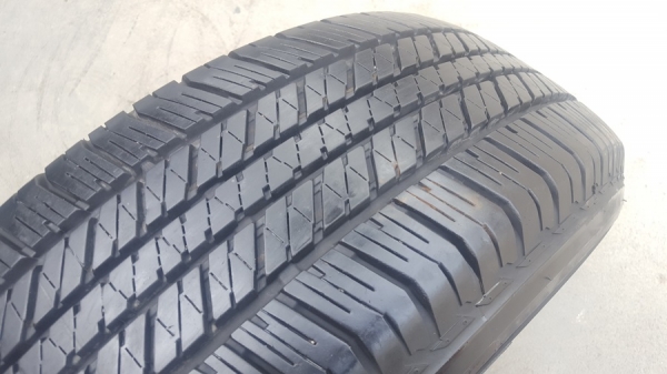 ขายยาง\% 265/65/17 ปี 1317 Bridgestone 684 4 เส้น ขายยาง\% 265/65/17 ปี 1317 Bridgestone 684 4 เส้น