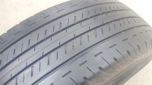 ขายยาง\% 215/70/16 ปี 17 BRIDGESTONE R611 2 เส้น ขายยาง\% 215/70/16 ปี 17 BRIDGESTONE R611 2 เส้น
