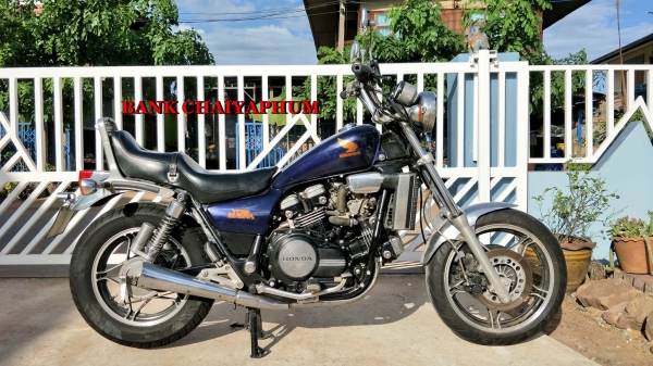 ขายครับ Honda Magna750 ทะเบียนแท้ ขายครับ Honda Magna750 ทะเบียนแท้