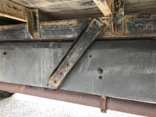 ขาย 275,000 บาท HINO FF177 ตู้ 3 บาน ยาว 7.2 เมตร เครื่อง EH700-168 แรง หัวบาง ยางดี คัสชีสวย เอกสารเล่มทะเบียน  รถอยู่  นครปฐม โทร 0610710295  สนใจ รายการสินค้า อื่นๆ ที่ เว็ปไชค์ Truck2Hand  https://www.truck2hand.com/index.php?actions=content/search&am