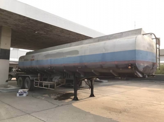 ขาย 185,000 หางถังนำ้มัน PANUS ปี39 37,000 ลิตร โลตล่าง 5 ช่อง หาง 2 คาน ยาว 10.3 เมตร ยางดี คัสซีสวย ถังสวย สภาพพร้อมใช้  เอกสารเล่มทะเบียน  รถอยู่ นครปฐม โทร 0610710295