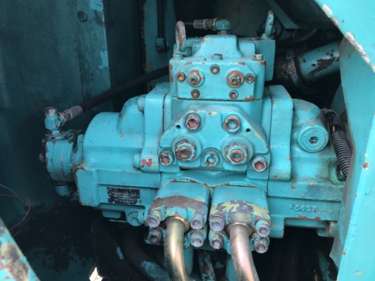 รถแบคโฮ  SK 100