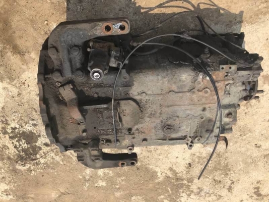 ขายเกียร์ 6 รอบ 8 ฟูลเลอร์  เหลือ 8 ลูก ลูกละ 28,000 บาท (14 เกียร์-มีLOW-HI) สภาพพร้อมใช้ เดิมที่ อยู่ กับ เครื่อง BENZ  รถอยู่ นครปฐม โทร 0610710295