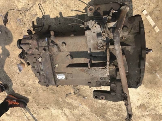 ขายเกียร์ 6 รอบ 8 ฟูลเลอร์  เหลือ 8 ลูก ลูกละ 28,000 บาท (14 เกียร์-มีLOW-HI) สภาพพร้อมใช้ เดิมที่ อยู่ กับ เครื่อง BENZ  รถอยู่ นครปฐม โทร 0610710295