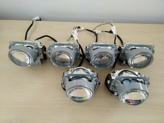 โคมไฟหน้าฟอร์จูนเนอร์