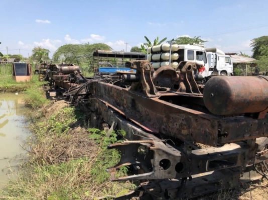 มี 10 เส้น เส้นละ 55,000 บาท คัสชี 10 ล่อหัวลาก BENZ ยาว 6.5 เมตร เอกสารเล่มทะเบียน ม.79  อยู่ จ.นครปฐม โทร 0610710295