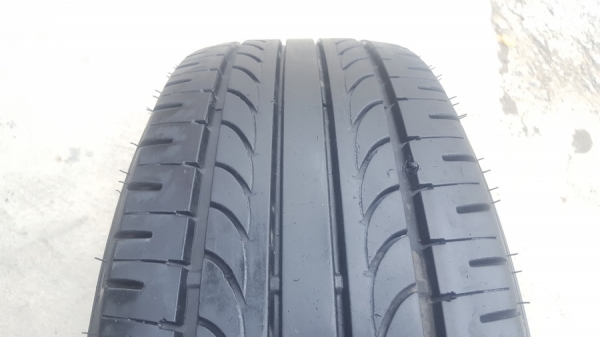 ขายยาง\% 215/70/15 ปี 17 GOODYEAR 4 เส้น