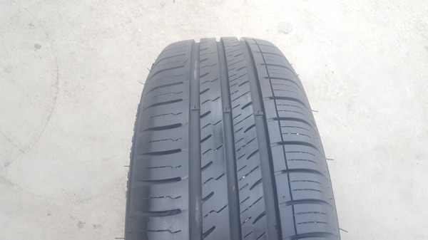 ขายยาง\% 175/65/14 ปี15 Apollo 2 เส้น ขายยาง\% 175/65/14 ปี15 Apollo 2 เส้น