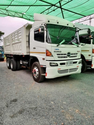 ขายรถดั้มแม่เดี่ยว344แรงปี56สวยพร้อมใช้