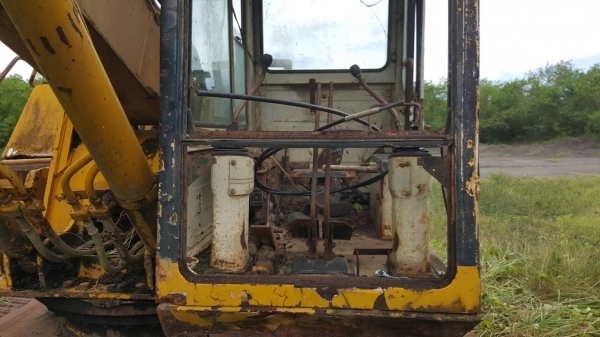 ขายถูกตามสภาพ แบคโฮ KOMATSU PC200-5 คอนโทรลยาว เครื่อง 6BD1 เทอร์โบ ปั้มเดิม ช่วงล่างต้องเช็คใหม่ เอกสารใบซื้อขาย