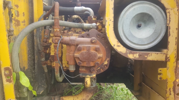 ขายถูกตามสภาพ แบคโฮ KOMATSU PC200-5 คอนโทรลยาว เครื่อง 6BD1 เทอร์โบ ปั้มเดิม ช่วงล่างต้องเช็คใหม่ เอกสารใบซื้อขาย