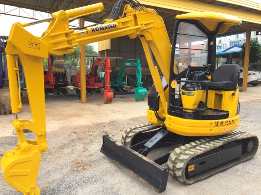 ขายรถ KOMATSU PC28UU-2E เก็บรายเอียดพร้อมใช้ ฟรีจัดส่งทั่วไทย รถนอกแท้ เอกสารอินวอย