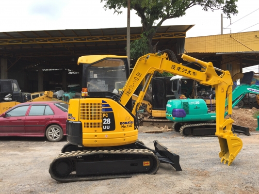 ขายรถ KOMATSU PC28UU-2E เก็บรายเอียดพร้อมใช้ ฟรีจัดส่งทั่วไทย รถนอกแท้ เอกสารอินวอย