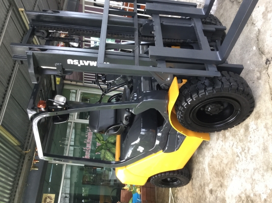 อาร์ ซี เอช โฟรคลิฟท์  ขาย โคมะสุ ขีด 17 ดีเซล 3 ตัน