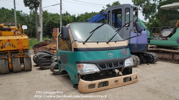 FROM JAPANหัวเก๋งรถบรรทุก4ล้อใหญ่,6ล้อเล็กTOYOTA DYNA XZU388,200-300(ตาหวาน/รุ่นใหม่/ยกหัวได้/กระจกไฟฟ้า/24v.) ราคาเพียง 56,000 บาท