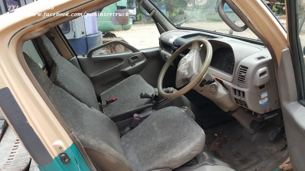 FROM JAPANหัวเก๋งรถบรรทุก4ล้อใหญ่,6ล้อเล็กTOYOTA DYNA XZU388,200-300(ตาหวาน/รุ่นใหม่/ยกหัวได้/กระจกไฟฟ้า/24v.) ราคาเพียง 56,000 บาท