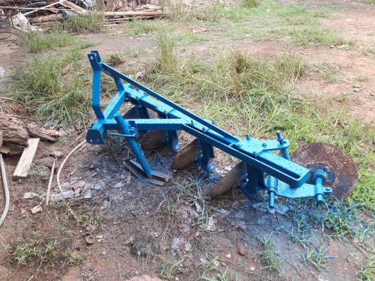 ขายผาน4  ราคา6,500 ใส่รถไถ 15 - 32แรง สนใจสอบถามได้ครับ 0819717099 ผอ.ภัทรพงษ์