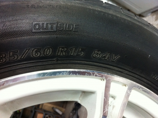 แม็กพร้อมยาง ขอบ15 แม็กพร้อมยาง ขอบ15