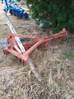 ผานรถไถ