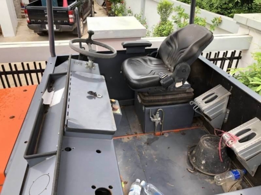 ขาย 1,580,000 รถบดล้อยาง 8 ล้อ  HAMM GRW15 ปี 2016 ทำงาน 371 ชั่วโมง สภาพใหม่กิฟ สวยสุดยอด PM 2,500 ชั่วโมง เอกสารเล่มทะเบียน  รถอยู่  อุดรธานี  โทร 0610710295  สนใจ รายการสินค้า อื่นๆ ที่ เว็ปไชค์ Truck2Hand  https://www.truck2hand.com/index.php?actions=