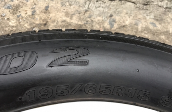 ล้อแม็ก Toyota Altis ขอบ 15 พร้อมยาง Maxxis 195-65-15 ปี 14 ดอกยางหนาปึก