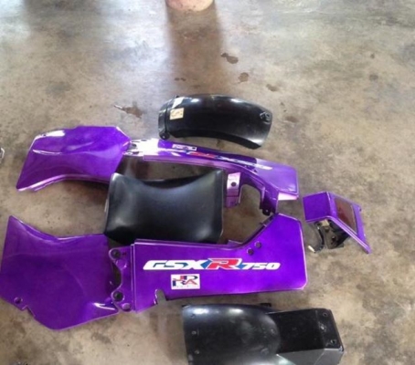 ขายชุดแฟริ่ง ตามรูปครับ