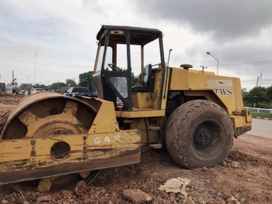 ขาย 395,000 รถบด 10 ตัน DYNAPAC CA25-II  ( 2 เพลา ) 2 เปลือก หนามหุ้มเรียบ  ถอดออกไว้ เฟืองปลายมอเตอร์แตก) เครื่อง คามินท์ (Turbo เสีย) ระบบสั่นสะเทือนพร้อมใช้งาน เอกสารเล่มทะเบียน  รถอยู่  อุดรธานี  โทร 0610710295  สนใจ รายการสินค้า อื่นๆ ที่ เว็ปไชค์ Tr