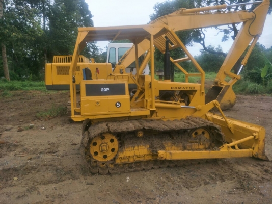 ขายรถแทรคเตอร์ K0MATSU D20P-5 ตีนเป็ด ช่วงล่างใหม่ทั้งหมด ราคา 195000