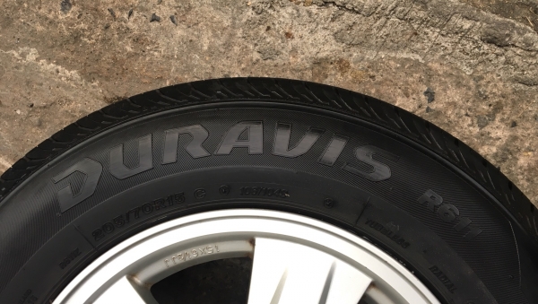 ล้อแม็ก 6รู139 Chevrolet ขอบ 15 พร้อมยาง 205-70-15 Bridgestone ปี13