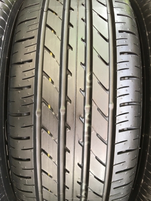 ยางป้ายแดง 205-60-16 TOYO ปี 18 ดอกยางเต็มๆ มีตุ่ม เส้นสีชัด