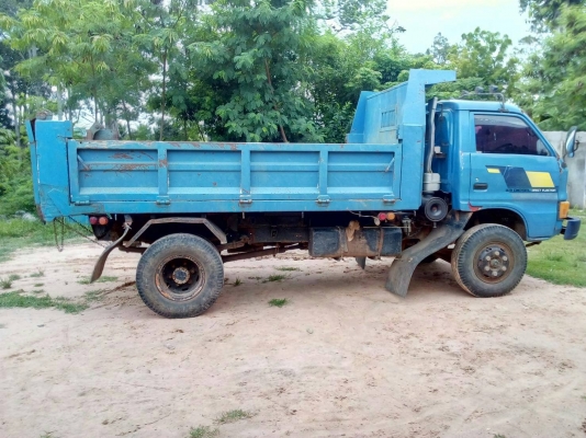 ขายรถบรรทุกดั้ม 6 ล้อ ISUZU KS 110 แรง ขายรถบรรทุกดั้ม 6 ล้อ ISUZU KS 110 แรง