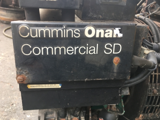 ขายเครื่องปั่นไฟเล็ก 7.5 KW เก่านอก ขายเครื่องปั่นไฟเล็ก 7.5 KW เก่านอก