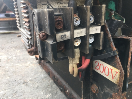 ขายเครื่องปั่นไฟเล็ก 7.5 KW เก่านอก ขายเครื่องปั่นไฟเล็ก 7.5 KW เก่านอก