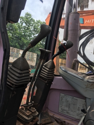 ขาย SUMITOMO 75U2 เครื่อง MITSU 4M40 ปั๊มนิ้ว คอนโทรลน้ำมัน 097-959-2635 สุทธิงพงษ์ ขาย SUMITOMO 75U2 เครื่อง MITSU 4M40 ปั๊มนิ้ว คอนโทรลน้ำมัน 097-959-2635 สุทธิงพงษ์