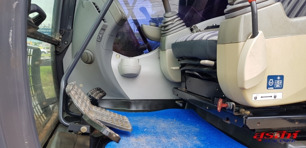 ขายรถแบคโฮ HITACHI ZX200-5G ใช้งาน 9 พันชั่วโมง กล้องหลัง สภาพเทพบุตร