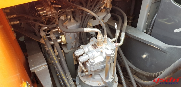 ขายรถแบคโฮ HITACHI ZX200-5G ใช้งาน 9 พันชั่วโมง กล้องหลัง สภาพเทพบุตร